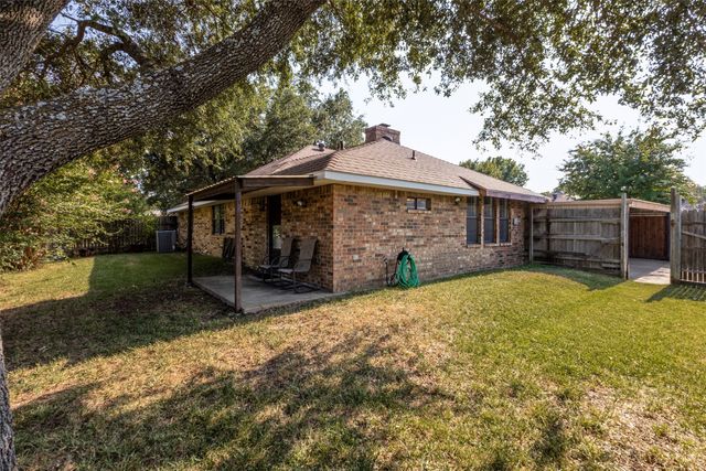 841 Broadmoor Drive, Mesquite, TX 75149