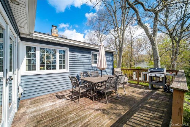 19 Park Hill Terrace, Mahopac, NY 10541
