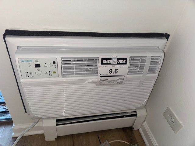 1198 Royal Glen Drive 204E, Glen Ellyn, IL 60137