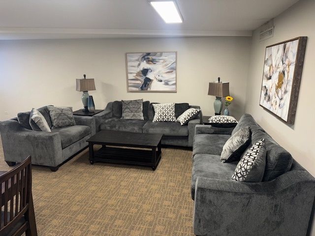 1198 Royal Glen Drive 204E, Glen Ellyn, IL 60137