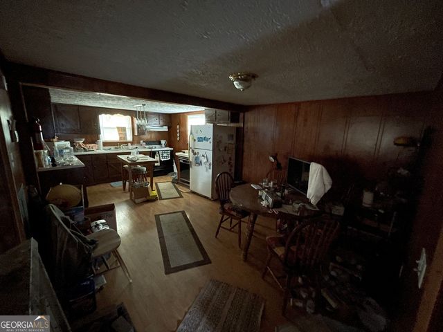 596 Ga Highway 257, Cochran, GA 31014