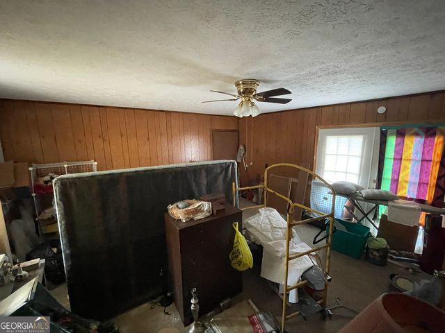 596 Ga Highway 257, Cochran, GA 31014