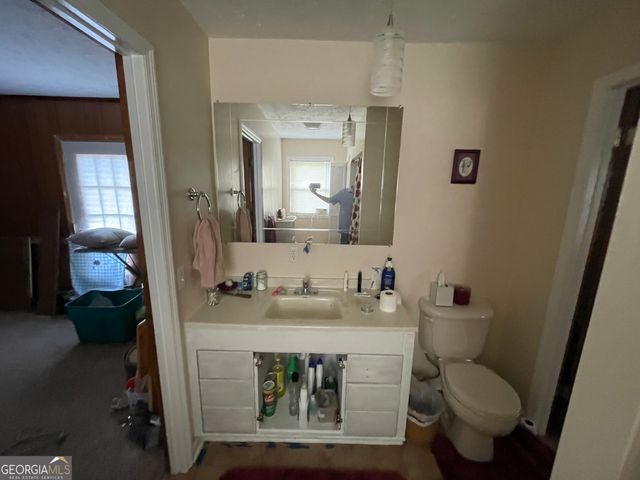 596 Ga Highway 257, Cochran, GA 31014