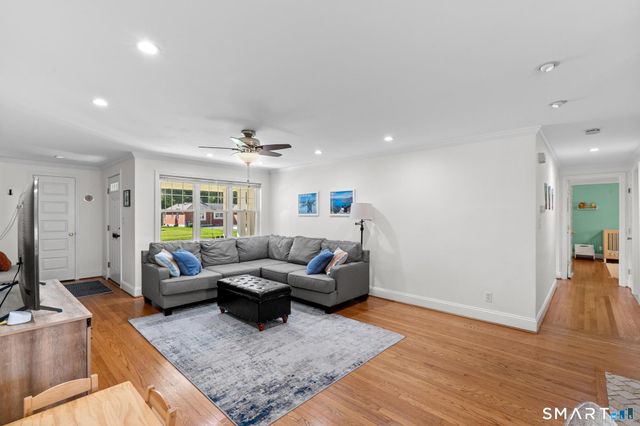148 Brewster Road, West Hartford, CT 06117