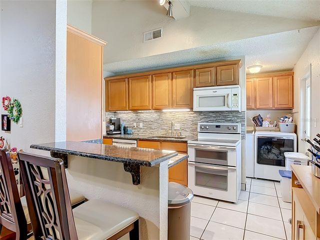 1123 W HANCOCK DRIVE, Deltona, FL 32725