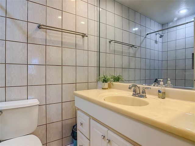 1123 W HANCOCK DRIVE, Deltona, FL 32725