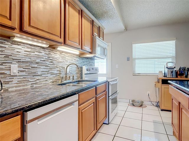 1123 W HANCOCK DRIVE, Deltona, FL 32725