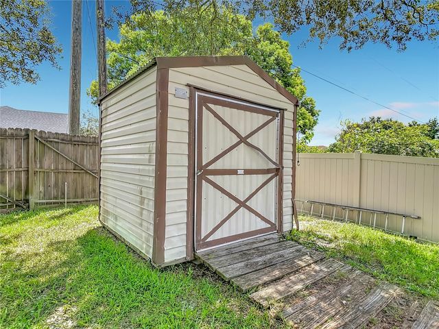 1123 W HANCOCK DRIVE, Deltona, FL 32725