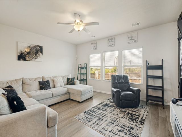 1118 Spectra Drive, Forney, TX 75126