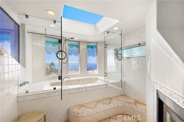 1050 SKYLINE, Laguna Beach, CA 92651