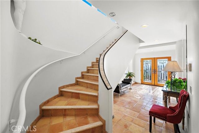 1050 SKYLINE, Laguna Beach, CA 92651