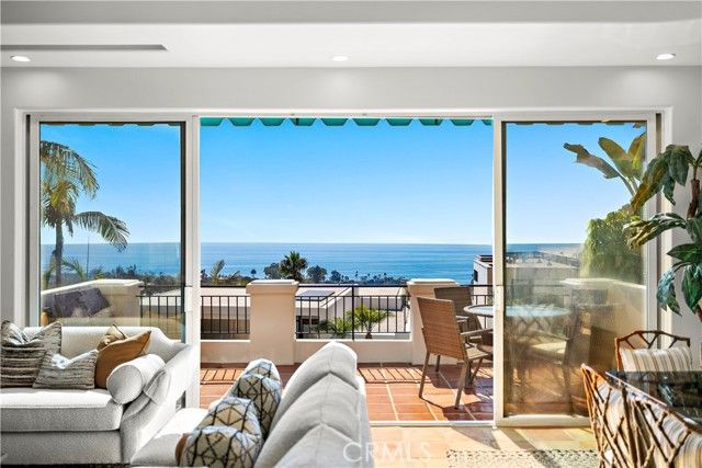 1050 SKYLINE, Laguna Beach, CA 92651