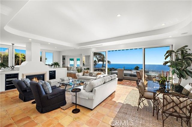 1050 SKYLINE, Laguna Beach, CA 92651