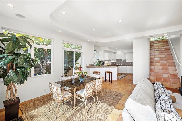 1050 SKYLINE, Laguna Beach, CA 92651