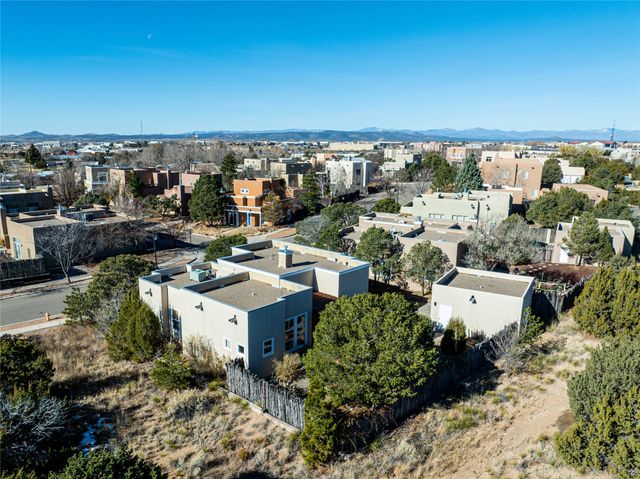 4391 Waking Sky, Santa Fe, NM 87507