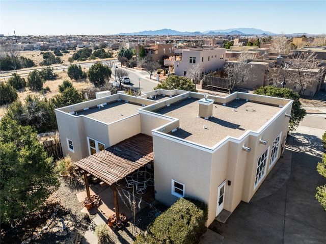 4391 Waking Sky, Santa Fe, NM 87507