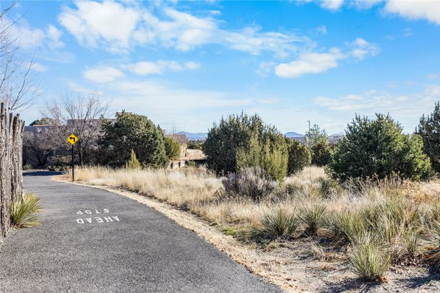 4391 Waking Sky, Santa Fe, NM 87507