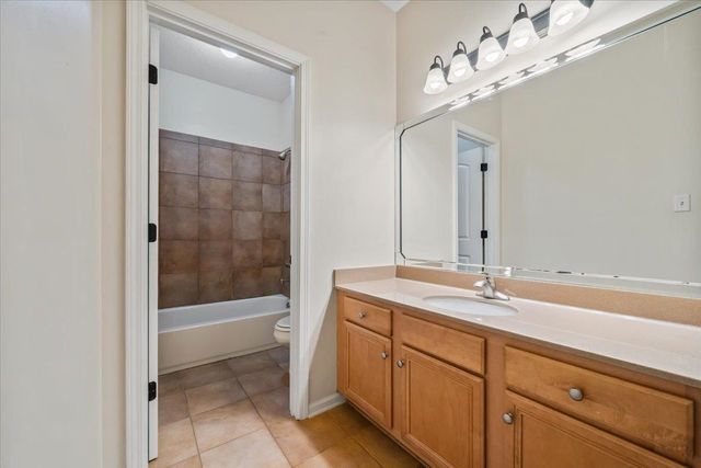 428 GREYWOOD LN, Unincorporated, TN 38018