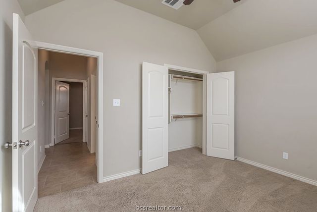 2020 Turning Leaf Drive, Bryan, TX 77807