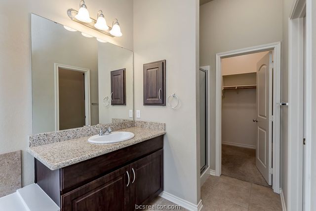 2020 Turning Leaf Drive, Bryan, TX 77807