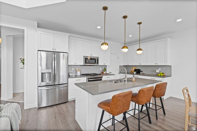 241 E RIDGELINE WAY, North Salt Lake, UT 84054