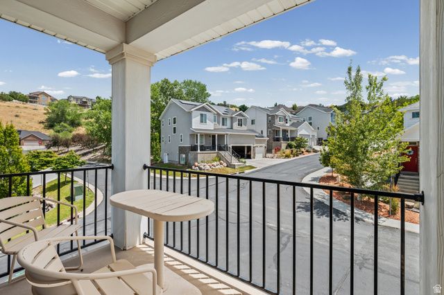 241 E RIDGELINE WAY, North Salt Lake, UT 84054