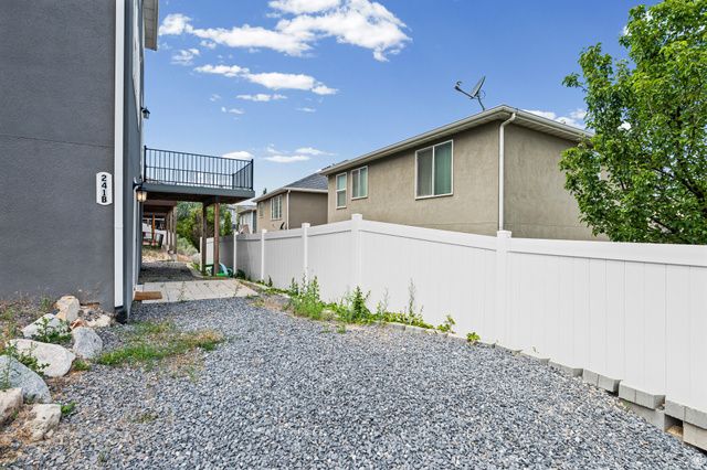 241 E RIDGELINE WAY, North Salt Lake, UT 84054