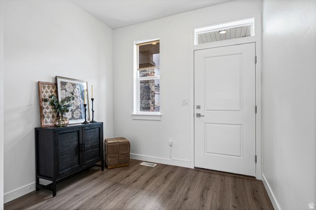 241 E RIDGELINE WAY, North Salt Lake, UT 84054