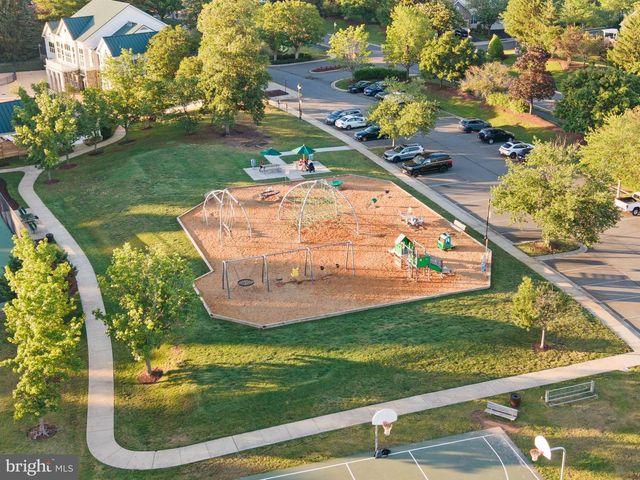 19879 MELLON CIR, Ashburn, VA 20147