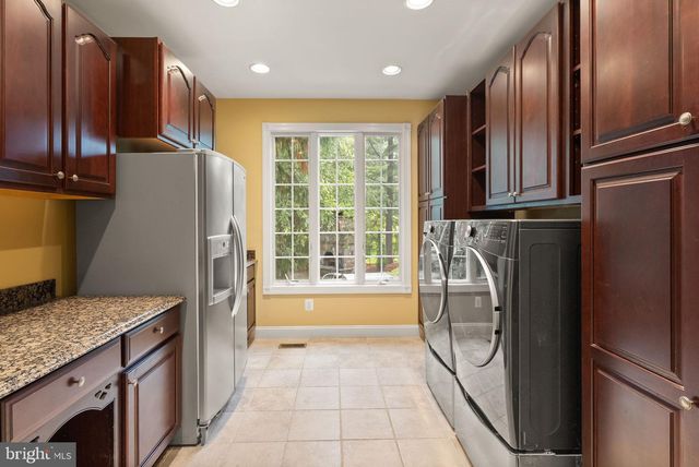 19879 MELLON CIR, Ashburn, VA 20147