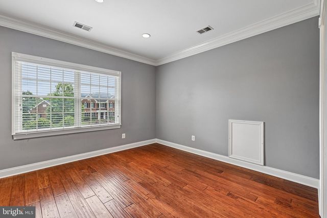 19879 MELLON CIR, Ashburn, VA 20147