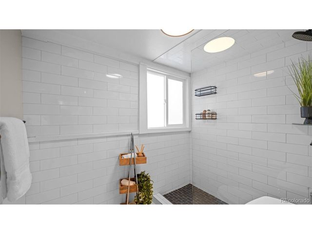1527 N Nevada Ave, Colorado Springs, CO 80907
