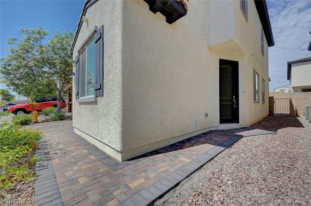 7711 Coral Cactus Court, Las Vegas, NV 89139