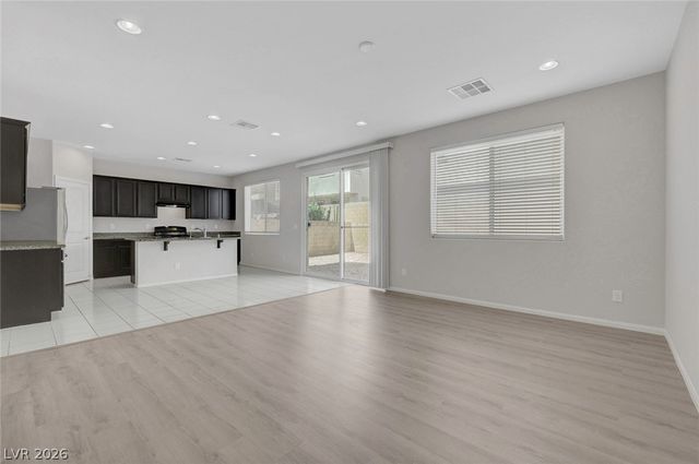 7711 Coral Cactus Court, Las Vegas, NV 89139