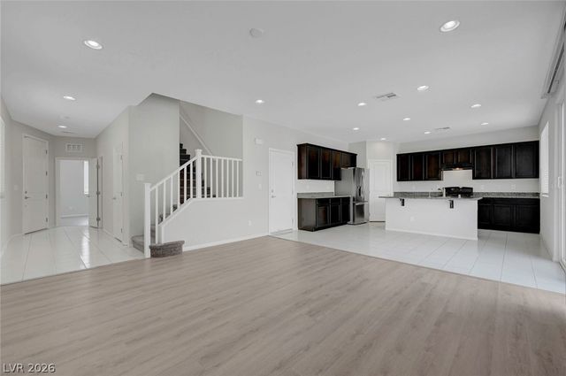 7711 Coral Cactus Court, Las Vegas, NV 89139