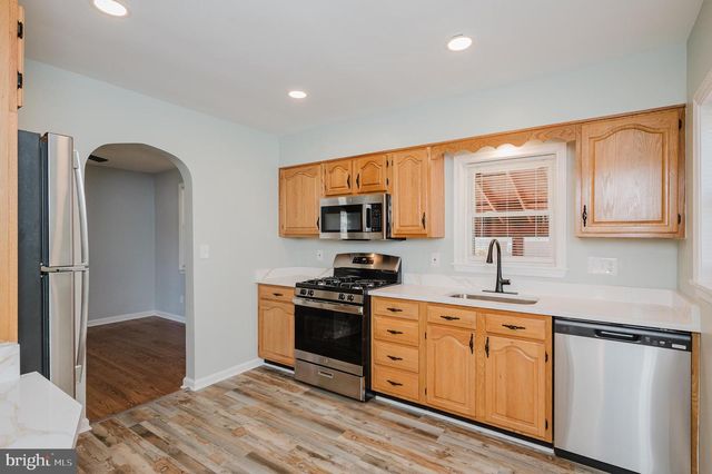 8029 NEIGHBORS AVE, Rosedale, MD 21237
