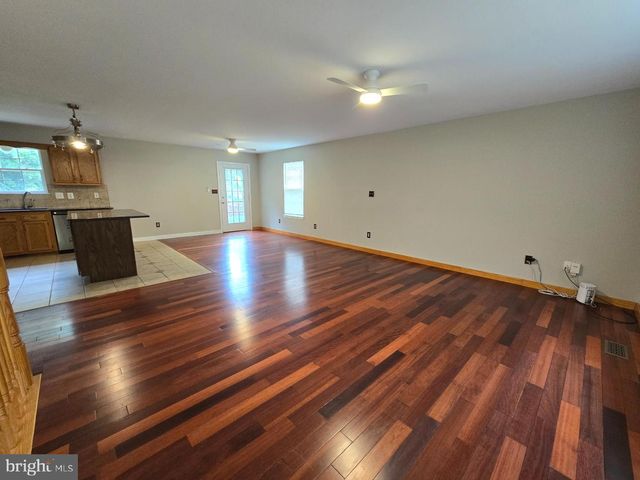 20 BONNIE LEE CT, Stafford, VA 22556