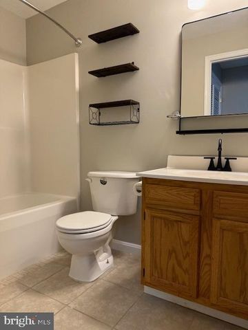 20 BONNIE LEE CT, Stafford, VA 22556