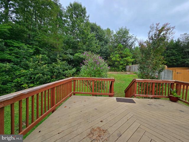 20 BONNIE LEE CT, Stafford, VA 22556
