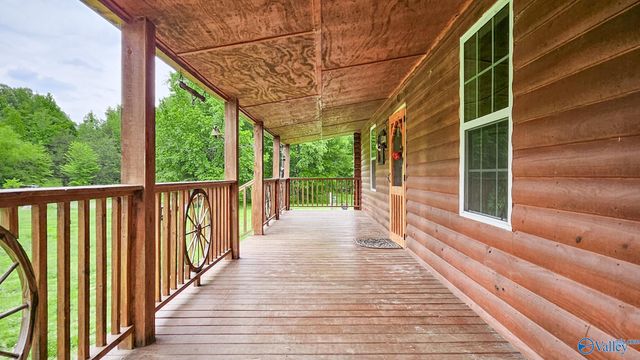 8228 US Highway 72, Athens, AL 35611