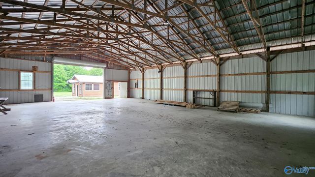 8228 US Highway 72, Athens, AL 35611