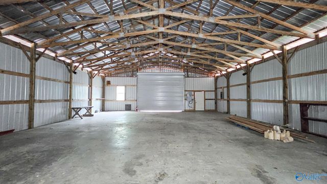 8228 US Highway 72, Athens, AL 35611