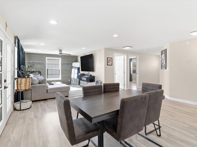 1002 Cook Street, Espanola, NM 87532