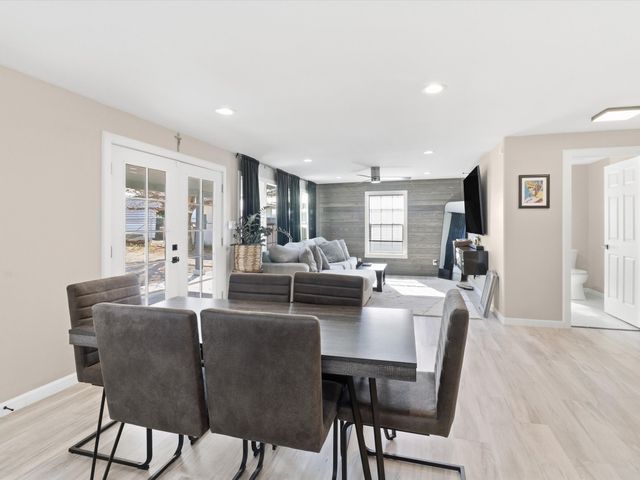 1002 Cook Street, Espanola, NM 87532