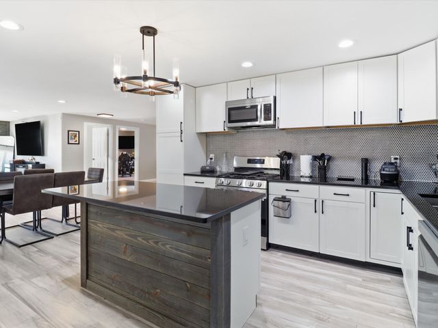 1002 Cook Street, Espanola, NM 87532