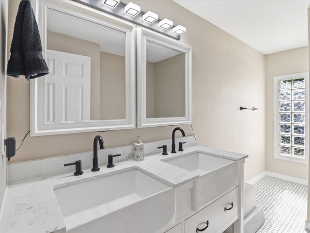 1002 Cook Street, Espanola, NM 87532