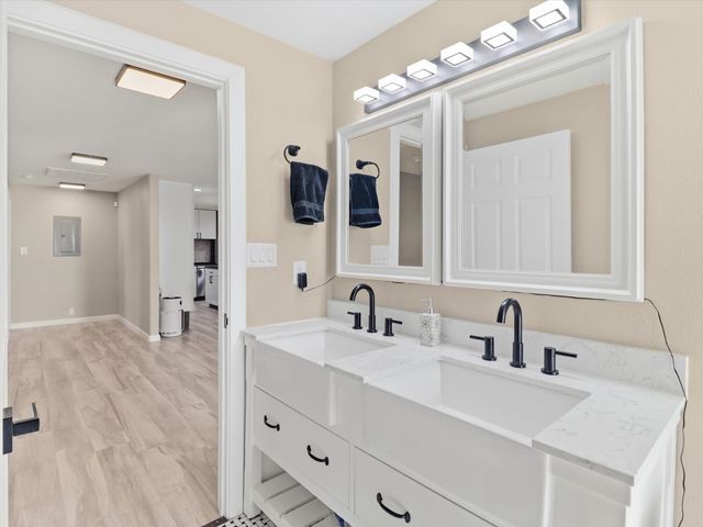 1002 Cook Street, Espanola, NM 87532