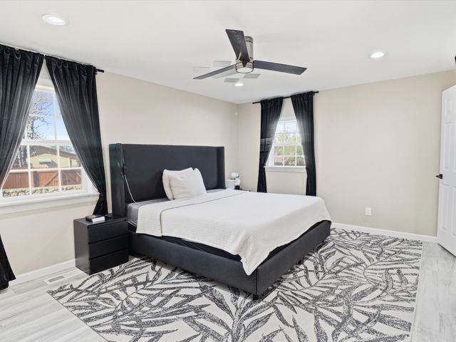 1002 Cook Street, Espanola, NM 87532