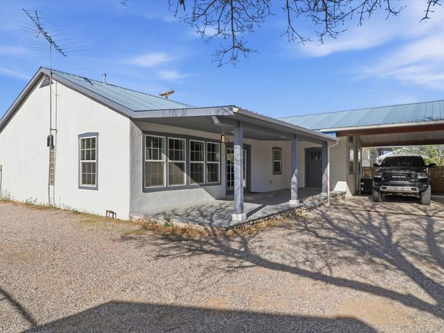 1002 Cook Street, Espanola, NM 87532