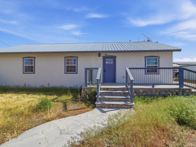 1002 Cook Street, Espanola, NM 87532